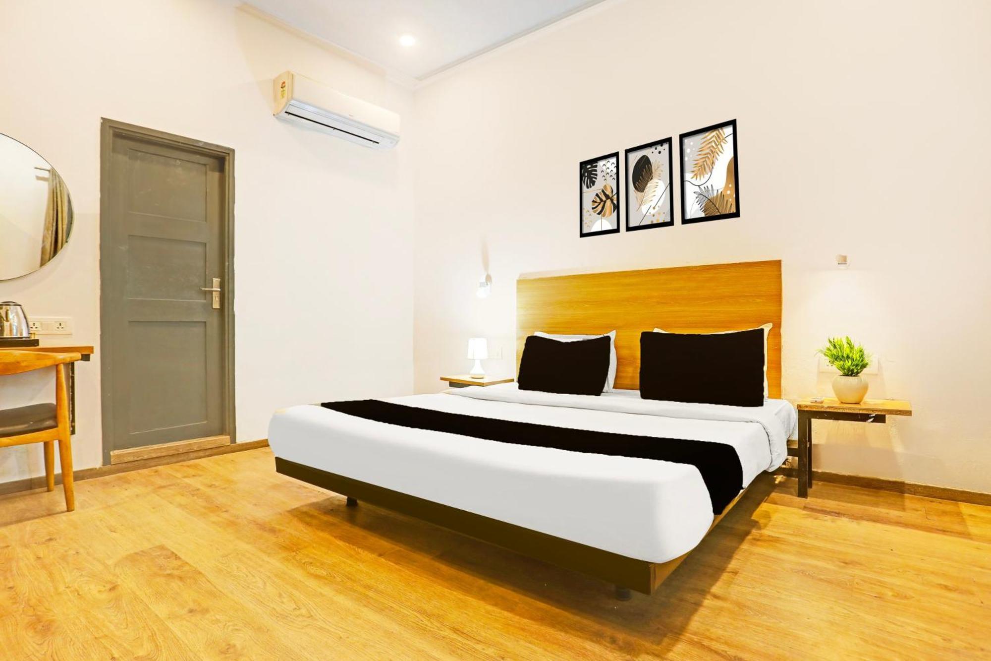 Super Townhouse Vijay Khand Gomti Nagar Lucknow Exterior photo